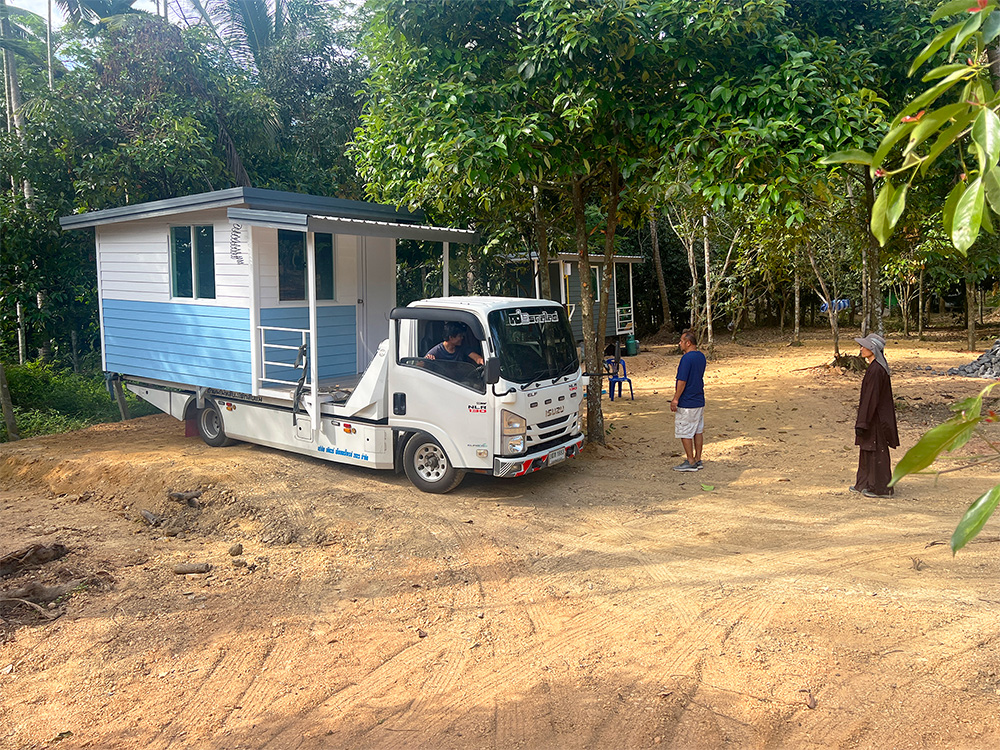 Thai People connect with Awakened Ones 18