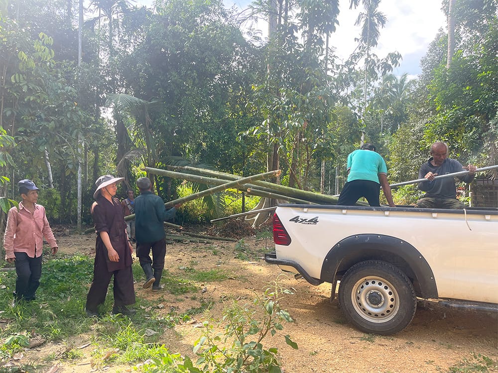 Thai People connect with Awakened Ones 21