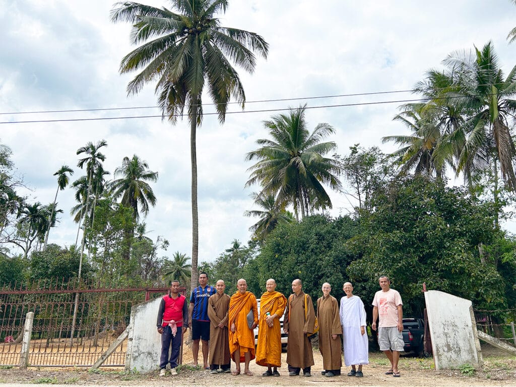 Thai People connect with Awakened Ones 23